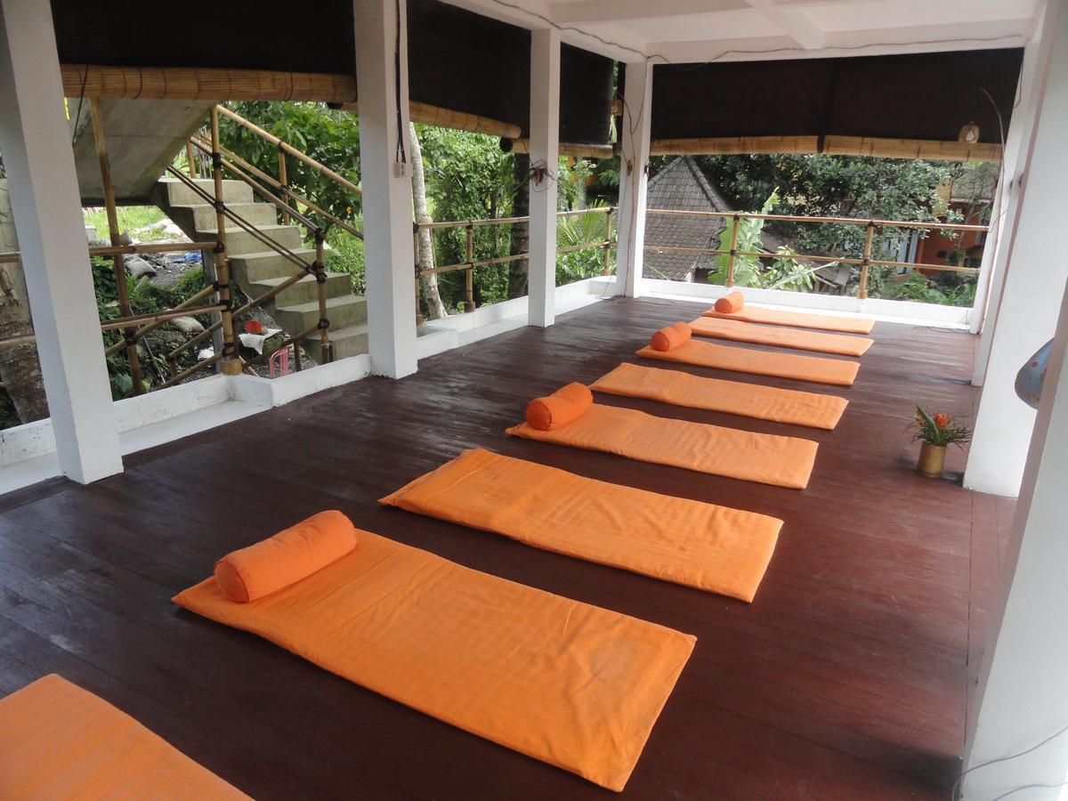 Putu Yoga Bungalow Ubud Exterior foto